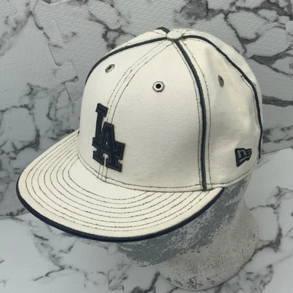 Men's New Era Cap Vintage Off White | Navy 59FIFTY LA Dodgers MLB NWT - Picture 4 of 5
